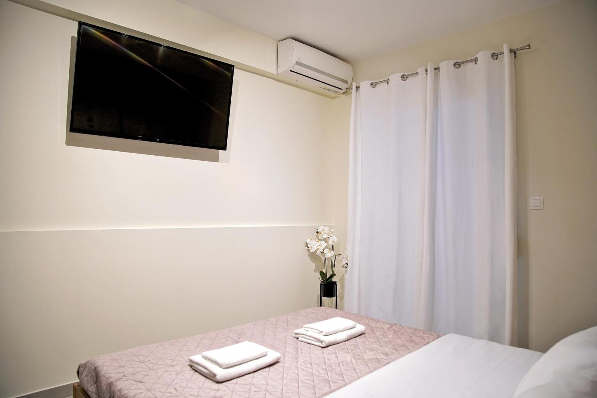 Attiki Sunshine Apartment With Terrace Vipgreece Athen Exterior foto